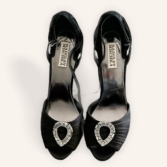 Badgley Mischka Satin Deana Pump Size 10 - Picture 2 of 9